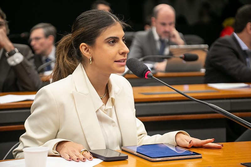 Deputada federal Camila Jara (PT) pede investigação sobre aumento do valor dos cumbustíveis em MS